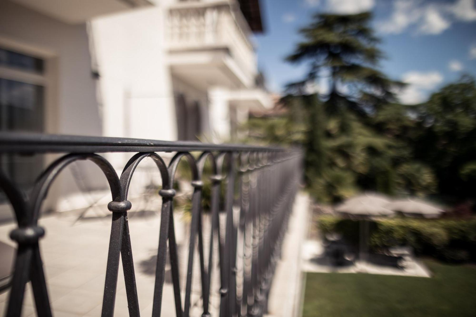 Romantik Hotel Jagdhof Caldaro Exterior foto