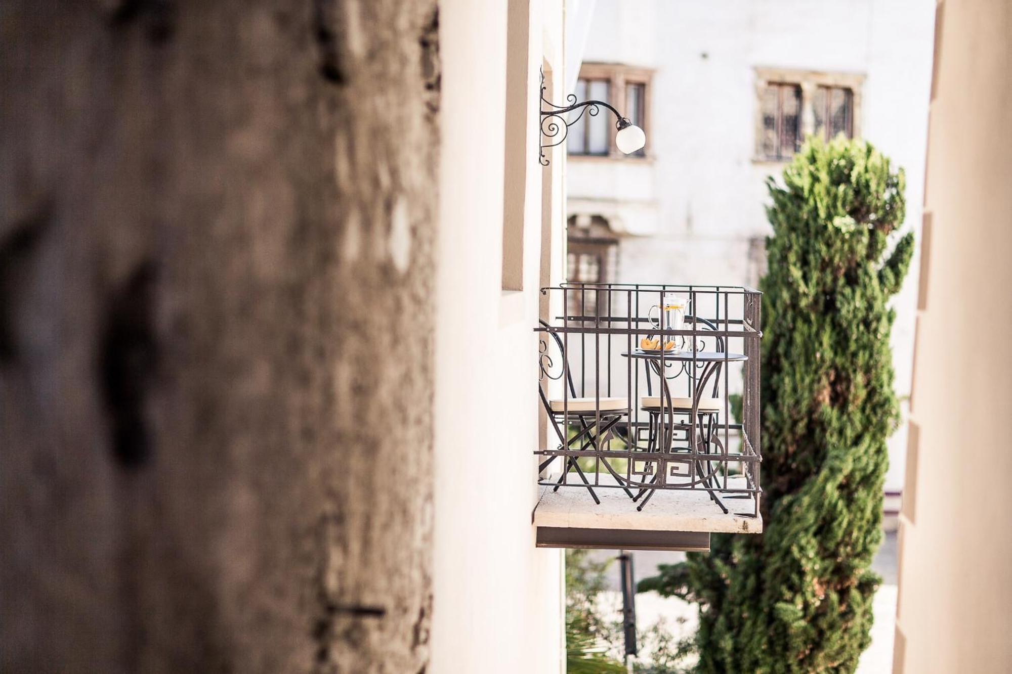 Romantik Hotel Jagdhof Caldaro Exterior foto